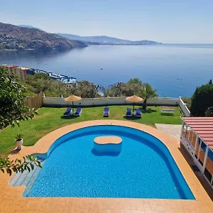 Flores Сasa de vacaciones
